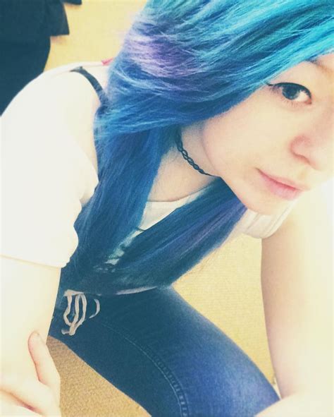 Sup Guys 💙💙 Hair Scene Girl Selfie Cute Makeup Blueeyes Bluehair Mermaidhair