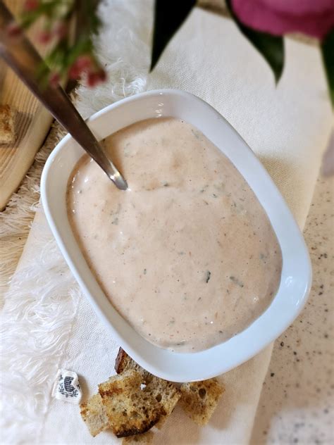 Delicious 5 Minute Homemade Russian Dressing