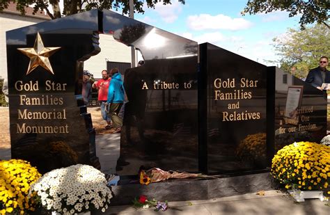 Lemasters Speaks At Gold Star Families Memorial Monument Unveiling