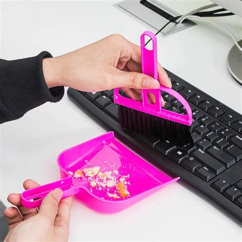 1 Set New Arrival Small Brooms Whisk Dust Pan Table Keyboard Notebook
