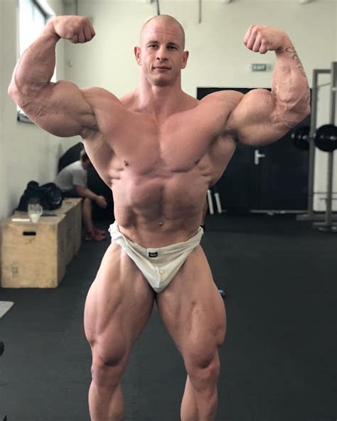 Slovakian Huge Bodybuilder Michal Krizanek