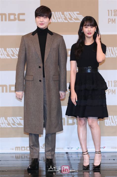 현장포토 두 눈이 훈훈해.안재현·오연서, 선남선녀 커플. '하자있는 인간들' 오연서 "안재현 포함 모든 배우들과 친해져"