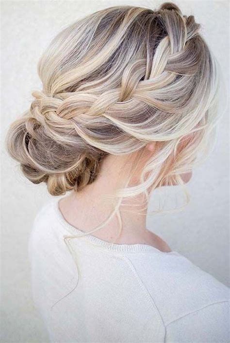 Romantic Wedding Hairstyles Have A Perfect Balance Of Elegance And New