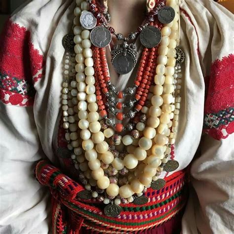 Pin By Gluack Punk On My Dear Ukraine Fashion Folk Costume My Style