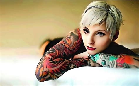 Beautiful And Adorable Female Tattoos Ohh My My