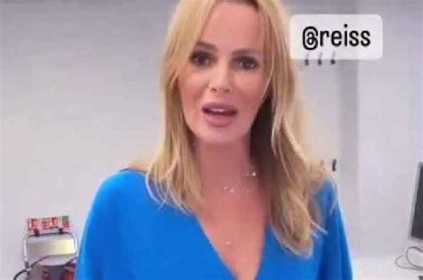 Amanda Holden Laughs Off Fashion Blunder As Her One News Page Uk