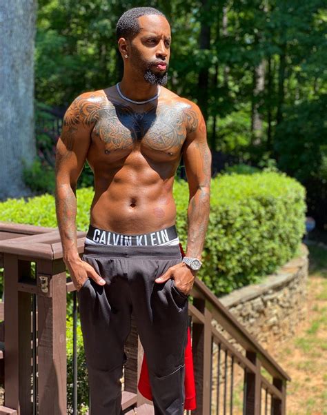 Safaree Is Getting More Comfortable With His Jamaican Beef Patty On His Onlyfans Inside Jamari Fox