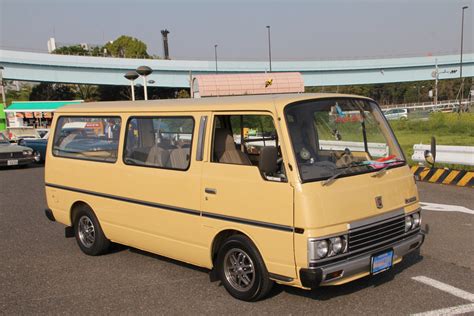 Datsun Urvan E23 1982 1988 Minivan Outstanding Cars