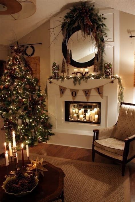 Comment your favourite space in my room, mine so, here is my pinterest aesthetic room tour 2020!! Beautiful Living Room Decorated For Christmas Pictures ...