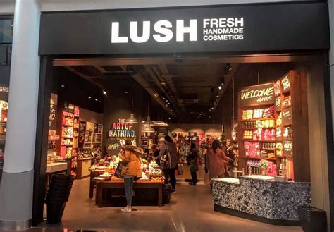 Tabletice za pranje zuba i ispiranje usta. Inside the new Lush store - Plymouth Live