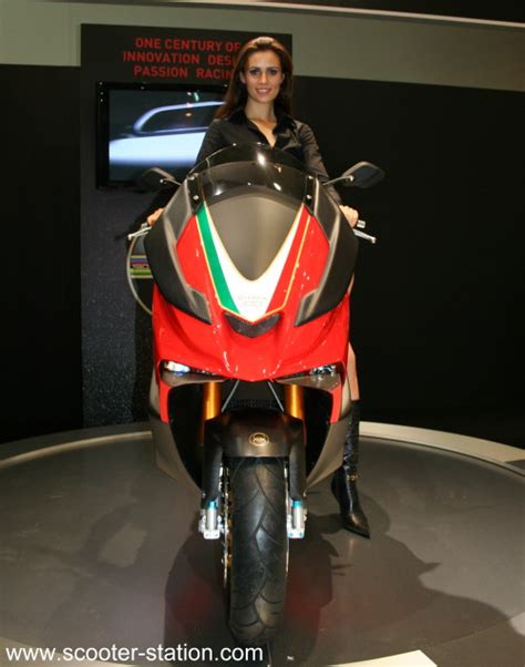 In questa pagina trovate i migliori prodotti presenti sul mercato per gilera gp 800. Gilera GP 800 Centenario tuning - Scooter
