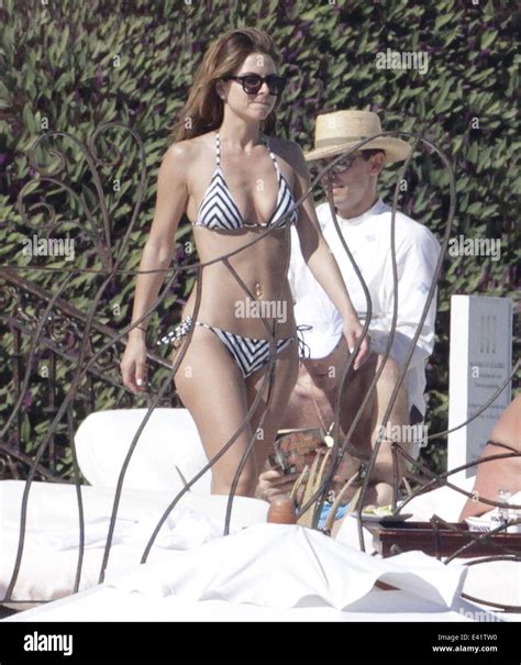 Maria Menounos Shows Off Her Toned Figure As She Sunbathes In Los Cabos