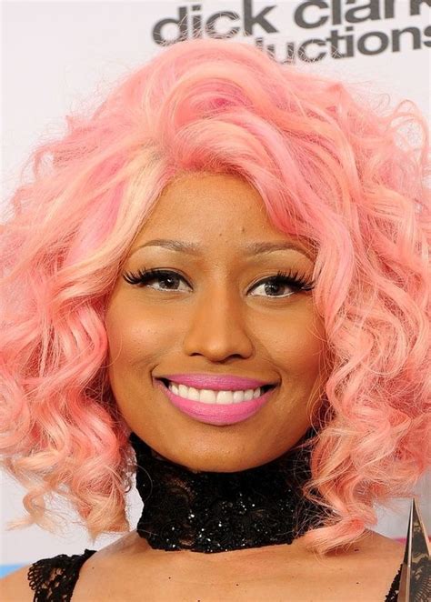 Nicki Minaj pink hair, pastel hair, curly | Curly hair celebrities