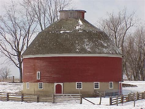 276 Best Round Barns Images On Pinterest Children Barn Cupola And