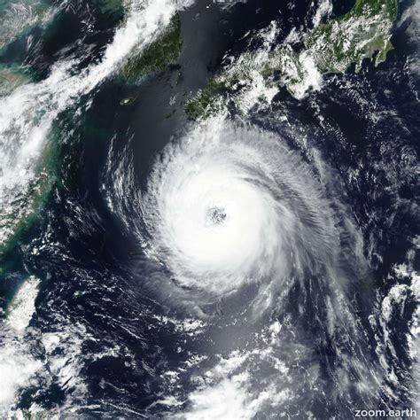 Typhoon Soulik 2018 | Zoom Earth