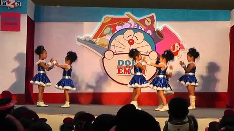 Doraemon Dancing Contest 2013 Central Plaza Chonburi Youtube
