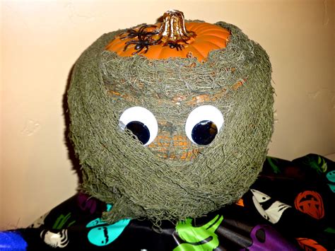 The Mummy Pumpkin Decorating Idea For Halloween Darth Vader Pumpkin