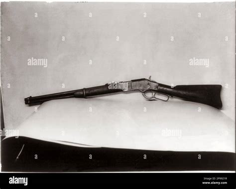 The Gun Of Western Outlaw Jesse James Jesse Woodson James 1847 1882