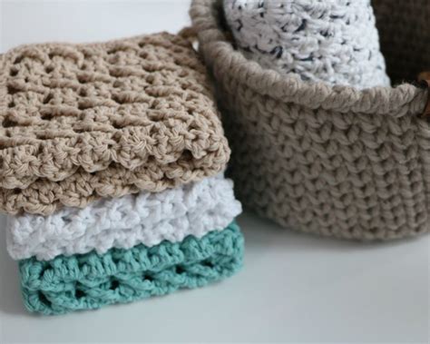 Hot Cross Spa Cloth Mjs Off The Hook Designs Crochet Washcloth Free