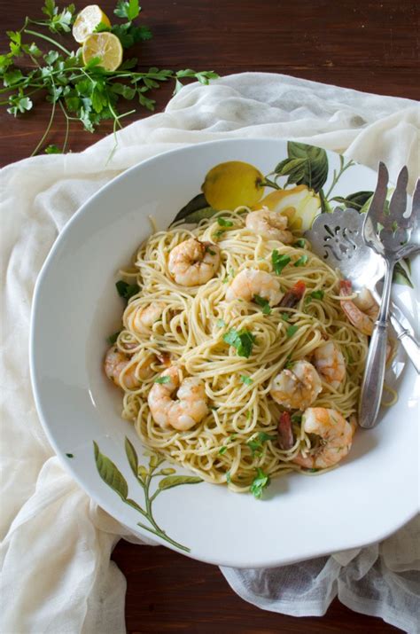 It is light, refreshing, and better than that, it just tastes absolutely delicious! Shrimp Scampi Recipe - Best Easy Shrimp Scampi Recipe