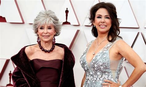 rita moreno brought her daughter to the 2021 oscars