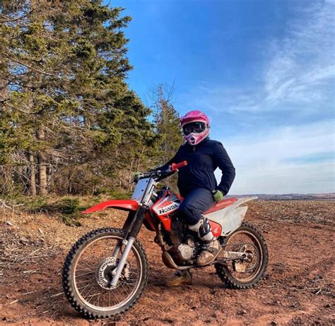 During the bike riding's early stage, the destination should be to cover smaller distances. Dirt Bike Riding Tips For Beginners | Guides By Riders Vibe