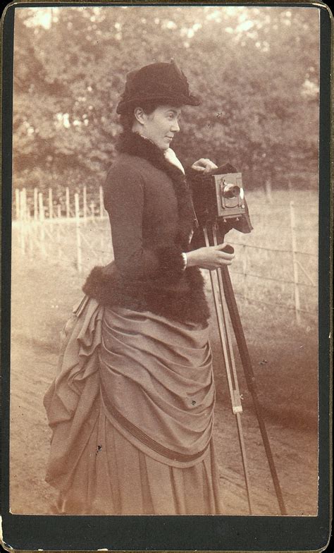 Historical Indulgences Ca 1890s Cabinet Card Portrait Of A Woman