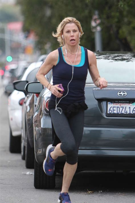 Julie Bowen In Tights Jogging In Sherman Oaks 08 Gotceleb