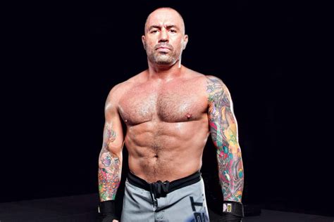 Joe rogan's wildly popular podcast, the joe rogan experience, is now available on spotify — and it's already stirring up controversy. UFC News: 52-year-old Joe Rogan looks absolutely shredded ...