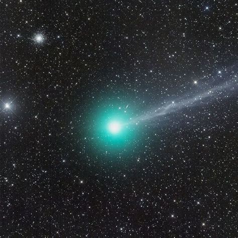 Scientists Find Sugar Alcohol On Comet Lovejoy Light Up Organic