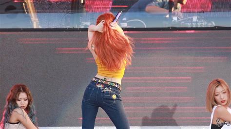 Hyuna Sexiest Performance