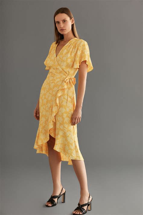 Joie Spring 2020 Ready To Wear Fashion Show Collection See The Complete Joie Spring 2020 Ready