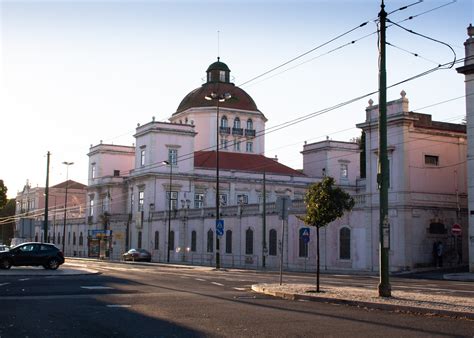 Palácio burnay) is a portuguese palace located in the alcântara parish in lisbon, portugal. Lisboa - Comparações com outros tempos: Palácio Burnay ...