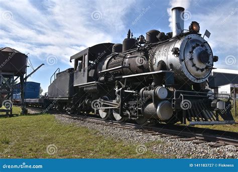 An Old Coal Burning Steam Powered Train Stock Image Image Of Smoke