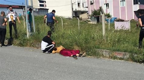 Samsun'da sokak ortasında bir kadın, eski eşi tarafından öldüresiye dövüldü. Sokak ortasında bir kadın pompalı tüfekle katledildi ...