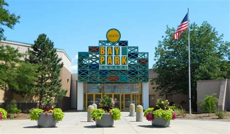 Thinking of visiting bay plaza shopping center in bronx city? Bay Park Square - 31 Photos - Shopping Centers - 303 Bay ...