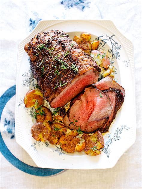 One of the things that makes this dish so ideal for christmas eve dinner is that it has a unique twist on what's otherwise a fairly common dish. Hristmas Dinner Recipes To Go With Tenderloin - A Simple ...