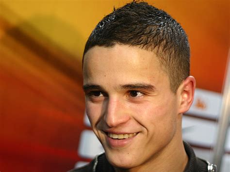 Ibrahim afellay (born 2 april 1986) is a dutch professional footballer who plays for eredivisie club psv eindhoven as an attacking midfielder or winger. Ibrahim Afellay - Wikipedia