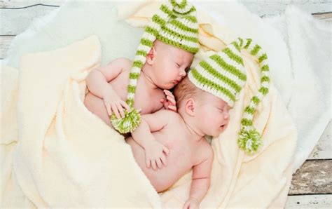 Cute Twins Baby Sleeping Wallpapers