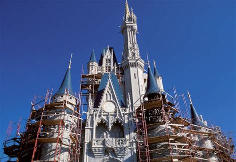 10 Awe Inspiring Megastructures At Walt Disney World And How They Were