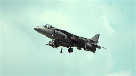 Av 8b Harrier Jump Jet Vertical Landing Youtube