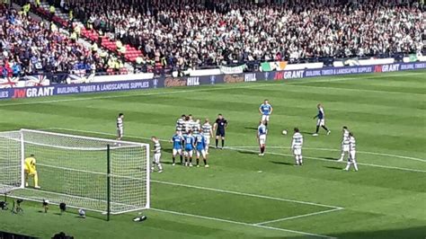 Premier league » celtic vs rangers. Rangers vs celtic .. semi final .. and celtic never turned ...
