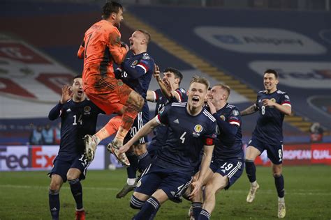 6 Celtic Stars Make Scotland Euro 2020 Squad Whos In And Whos Out