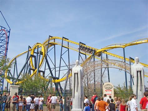 Batman™ The Ride Thrill Ride Six Flags Over Texas