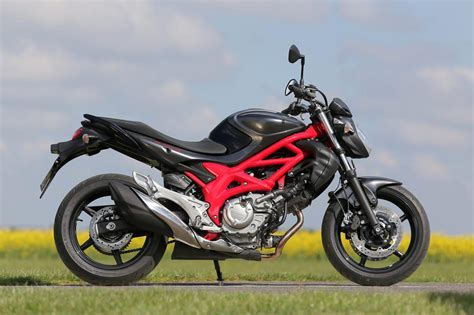 Sfv650 unusual noise on decreasing revs. Suzuki Gladius 650 Test 2014 Motorrad Fotos & Motorrad Bilder