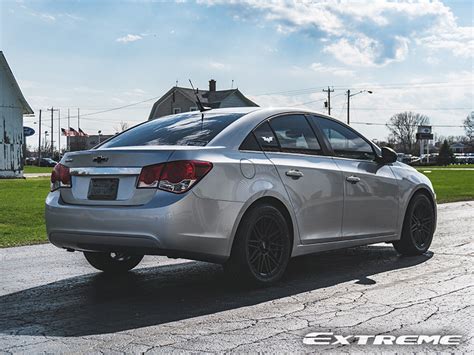 2011 Chevrolet Cruze - 17x7.5 Ruff Racing Wheels 215/55R17 ...
