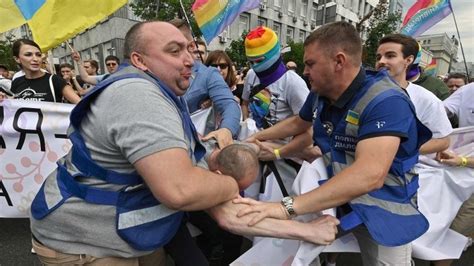 Ukraine Holds Largest Gay Pride Event To Date In Kiev BBC News