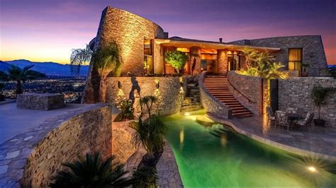 5 Most Unusual And Luxury Houses In The World 1 Palm Springs