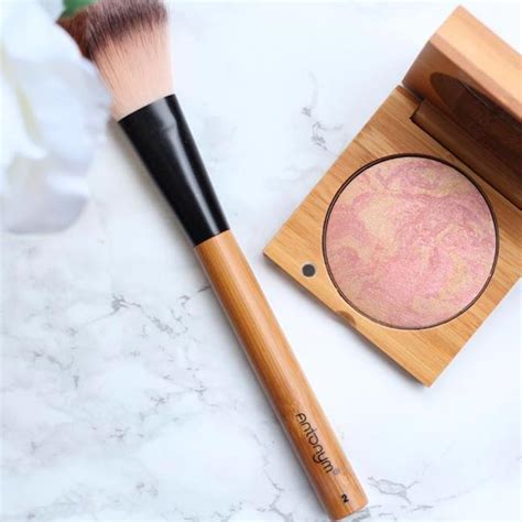 7 Vegan And Eco Friendly Makeup Brushes And Sets You Can Buy Online