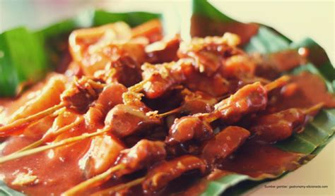 Gambar tentang 6 Tempat Sate Padang di Pekanbaru Ini Rasanya Juara